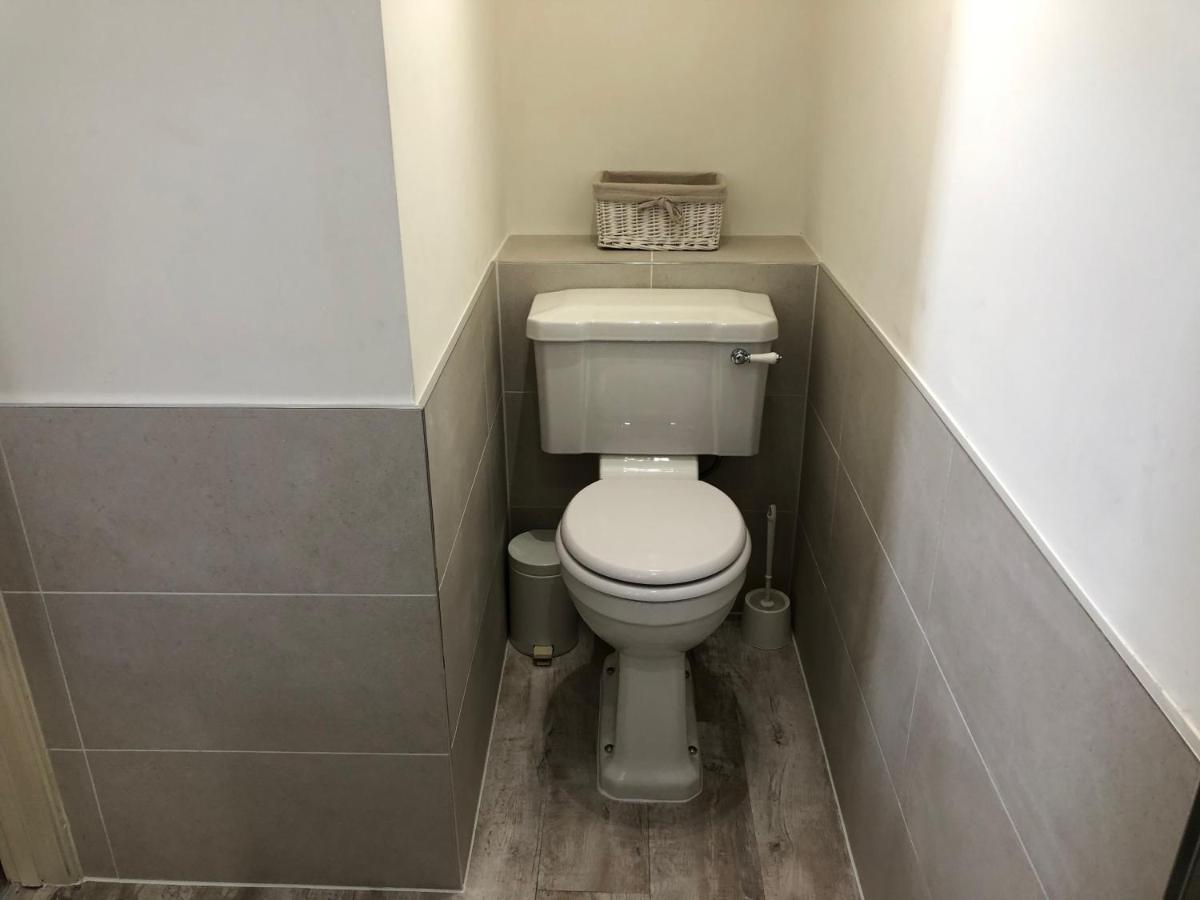 Lauras Townhouse Apartments Lansdown Slope Townhouse Bath Bagian luar foto