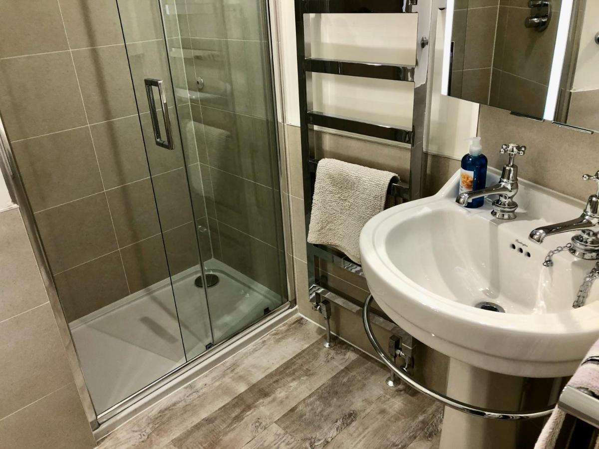 Lauras Townhouse Apartments Lansdown Slope Townhouse Bath Bagian luar foto